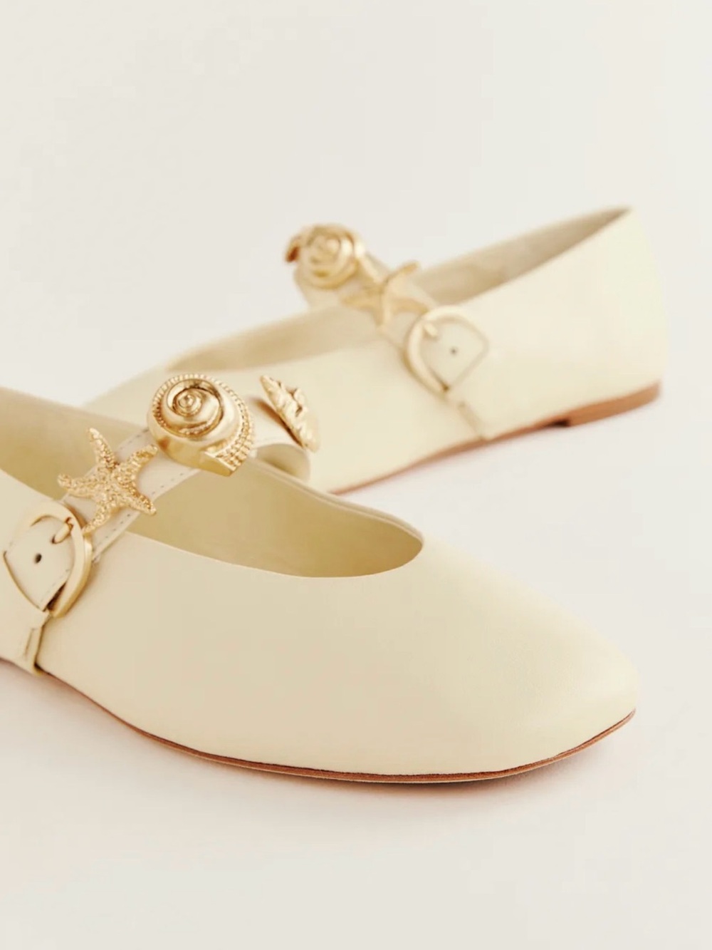 Reformation Bethany Ballet Cream and Gold Shell Flats - Picture 6 of 7